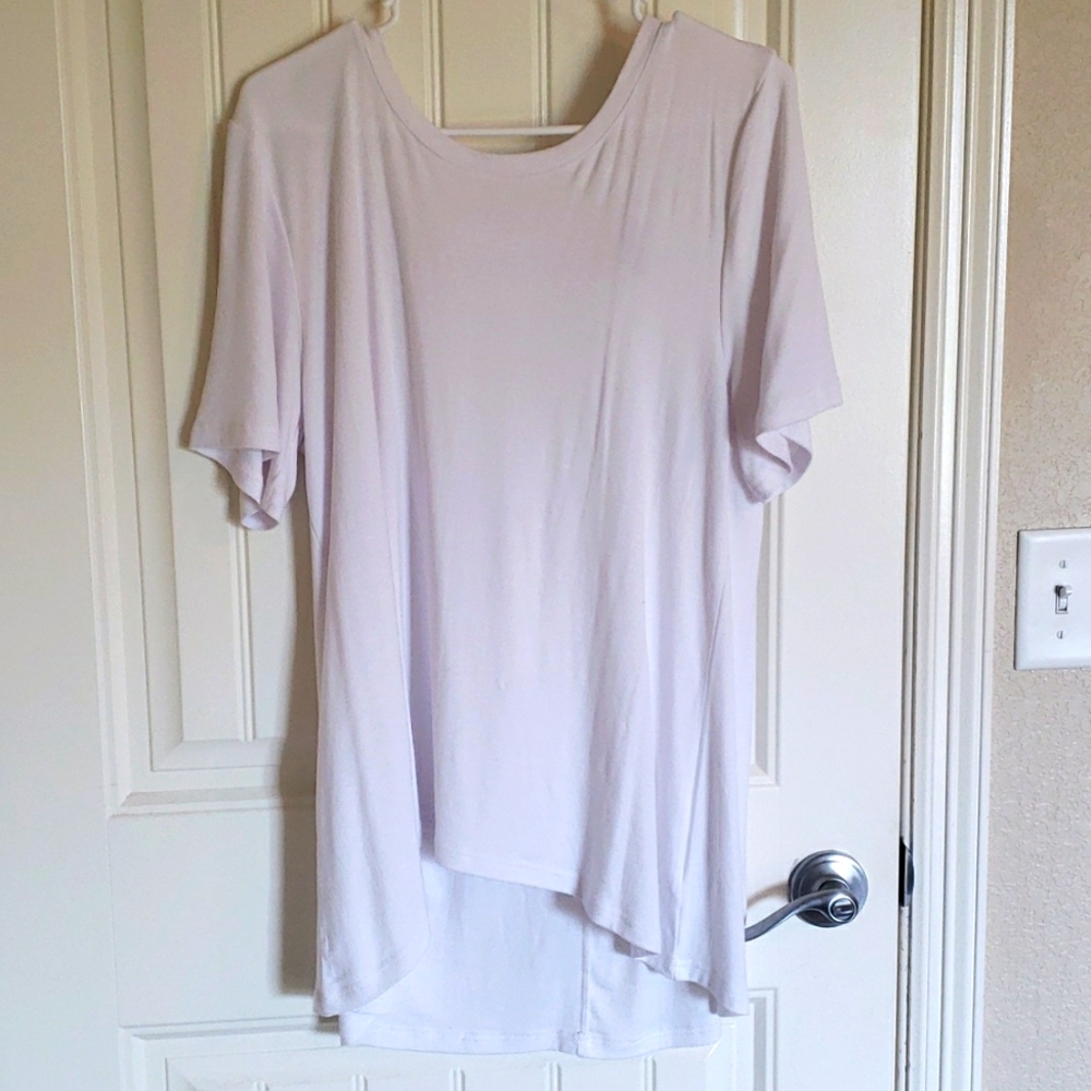 Large very j relaxed white tee.